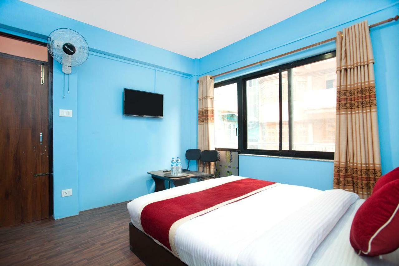 Hotel Crossroads Kathmandu Exterior foto