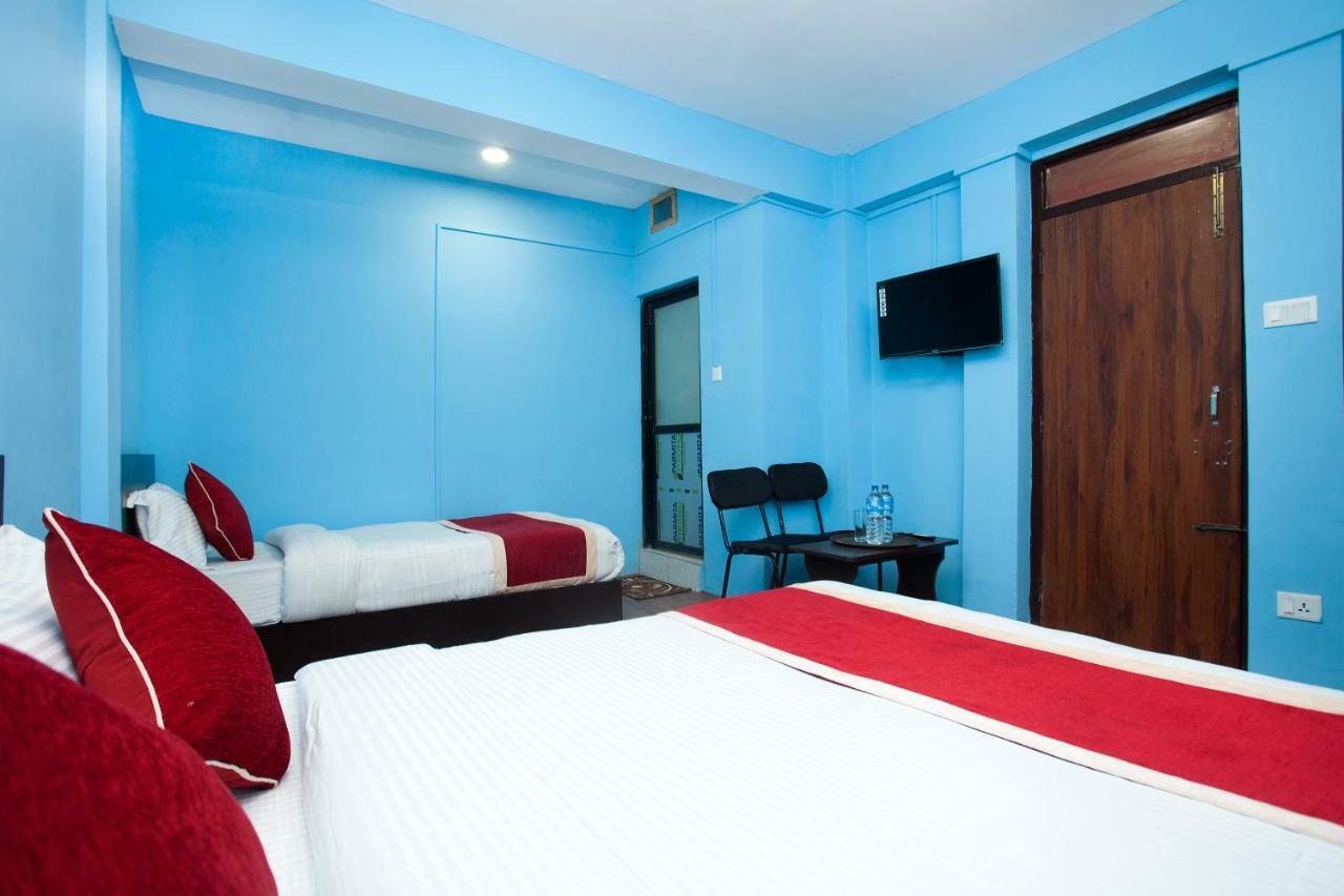 Hotel Crossroads Kathmandu Exterior foto