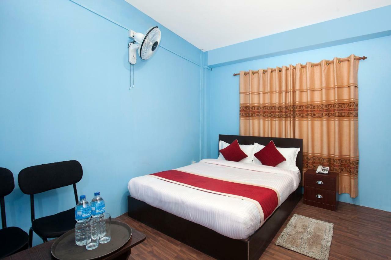 Hotel Crossroads Kathmandu Exterior foto